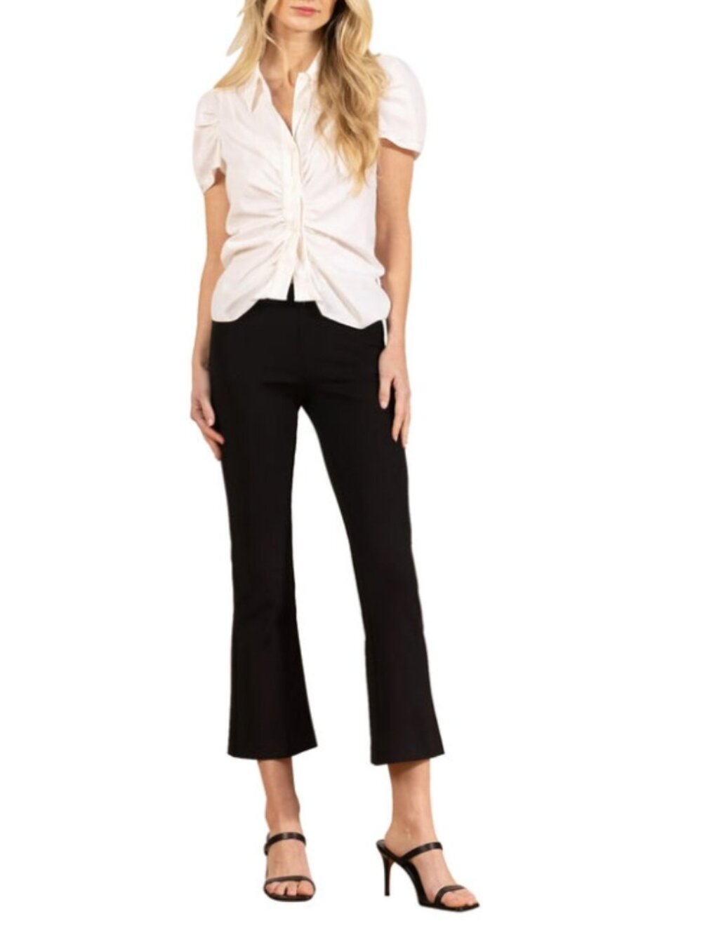 Like New! AVENUE MONTAIGNE Leo Cropped Flare Pant In Freedom Stretch 00